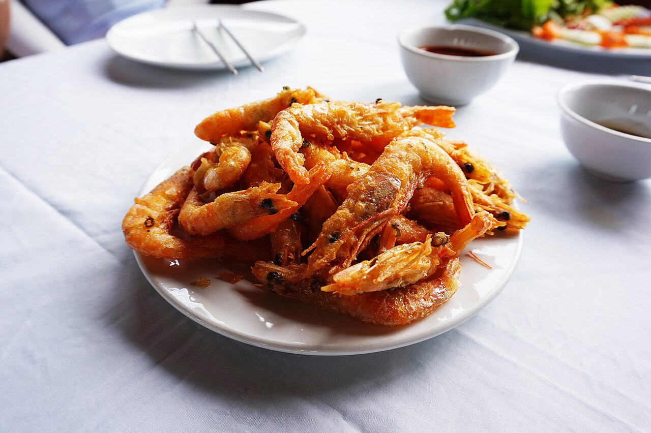 Golden crispy fried shrimp served as an appetizer; illustrative, not an air-fryer recipe test